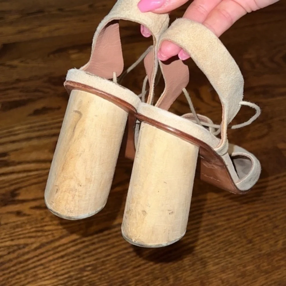 Rachel Comey Melrose‎ Beige Suede Leather Sandals Heels